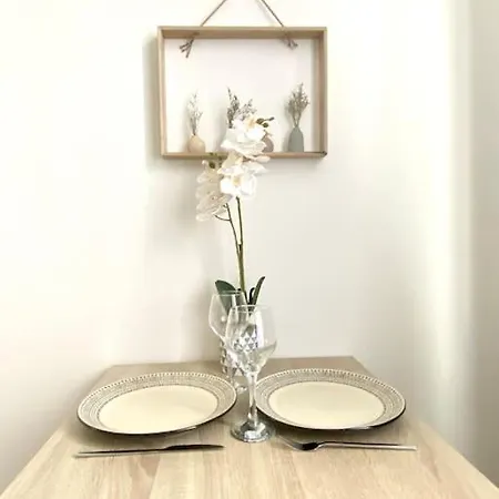 Paris Equipe - Rer B Apartment *